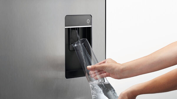 Slimline Water Dispenser And Ice Maker